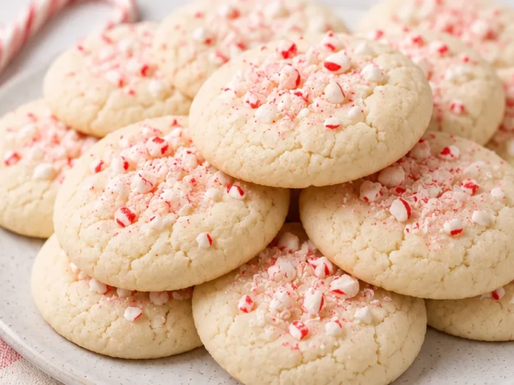 Melt-in-Your-Mouth Peppermint Cookies