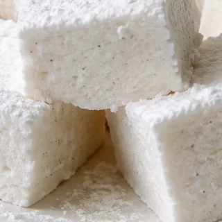 ️ Cloud-Like Vanilla Bean Marshmallows - vanilla marshmallows - Vanilla marshmallows: craft fluffy, airy homemade marshmallows infused with real vanilla bean. P