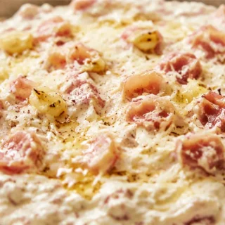 Garlicky Prosciutto Dip: The Ultimate Party Starter! - cream cheese dip - Cream cheese dip: whip up this incredible roasted garlic and prosciutto dip with a tou