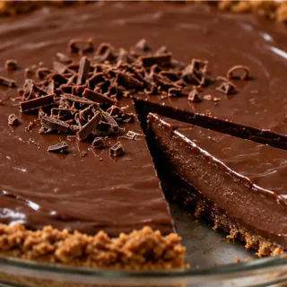Indulge in this Gluten-Free Chocolate Pie! Gluten-free chocolate pie: whip up this rich dessert that’s worth making your family and friends. Creamy, delicious,